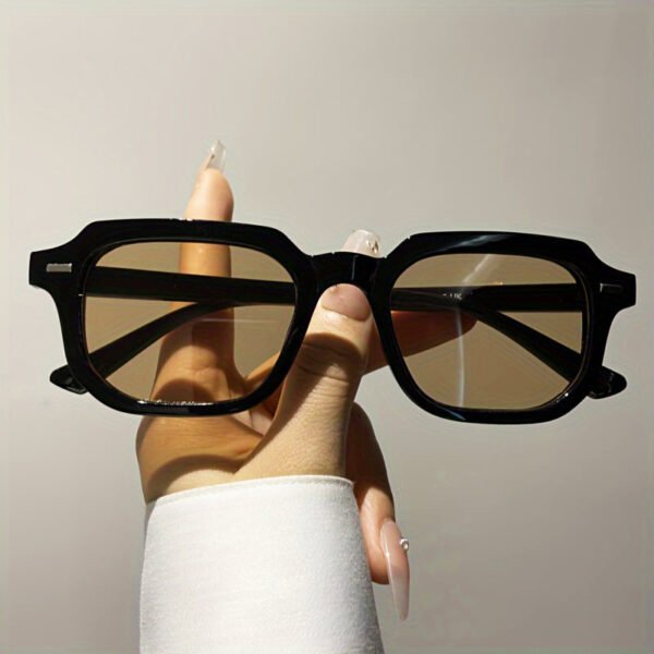 Chic-Street Luxury Aesthetic Shades – Effortless Euro-American Minimalist Sunglasses